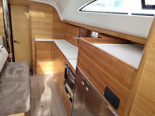 Book yachts online - sailboat - Elan Impression 45 - Albatros - rent