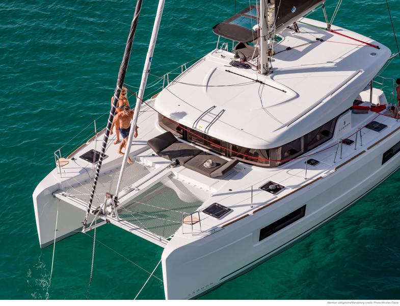 Book yachts online - catamaran - Lagoon 40 - GOA 9 - rent