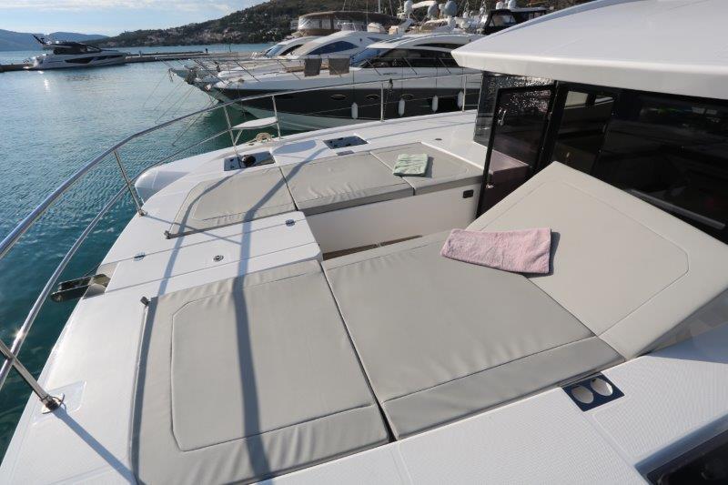 Book yachts online - powercatamaran - Leopard 53 PC - Good Vibes - rent