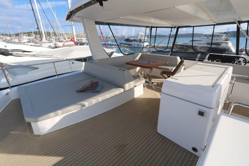 Book yachts online - powercatamaran - Leopard 53 PC - Good Vibes - rent