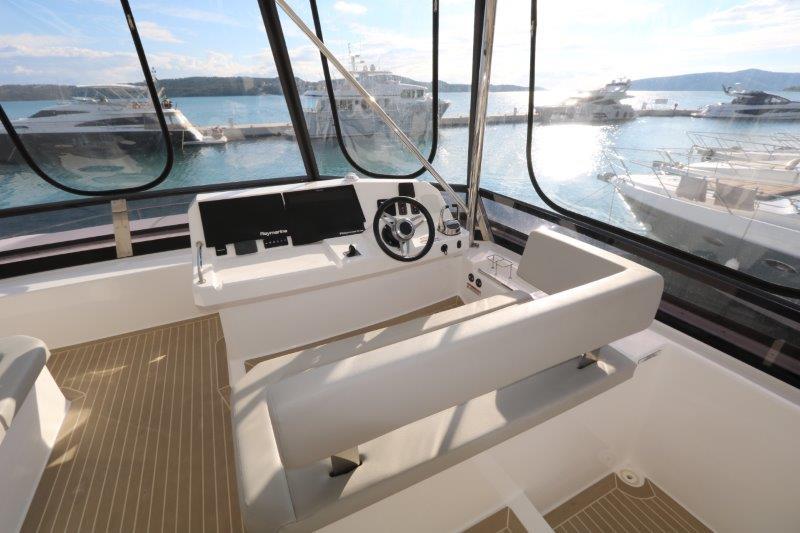 Book yachts online - powercatamaran - Leopard 53 PC - Good Vibes - rent