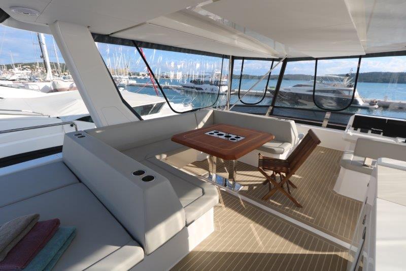 Book yachts online - powercatamaran - Leopard 53 PC - Good Vibes - rent