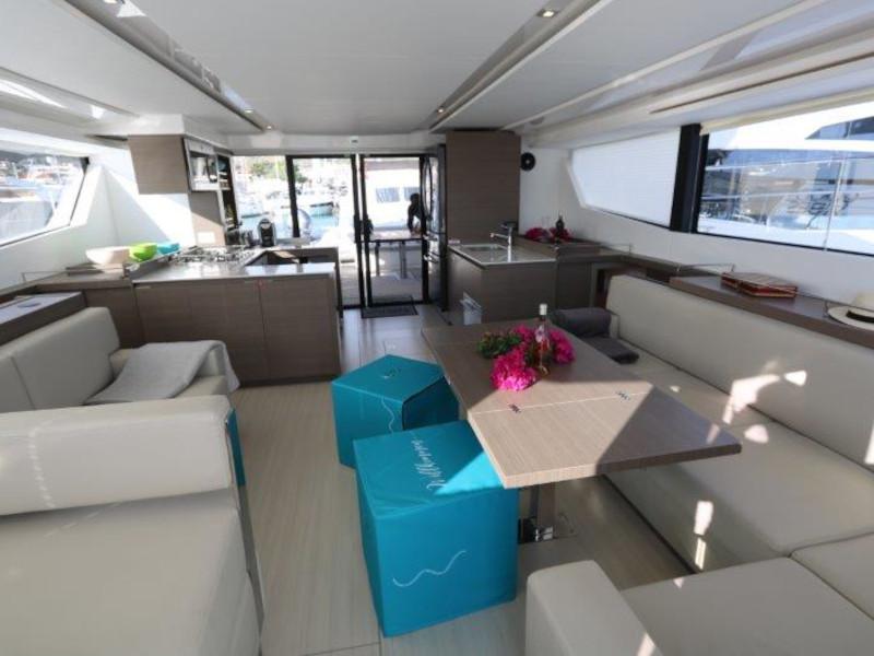 Book yachts online - powercatamaran - Leopard 53 PC - Good Vibes - rent