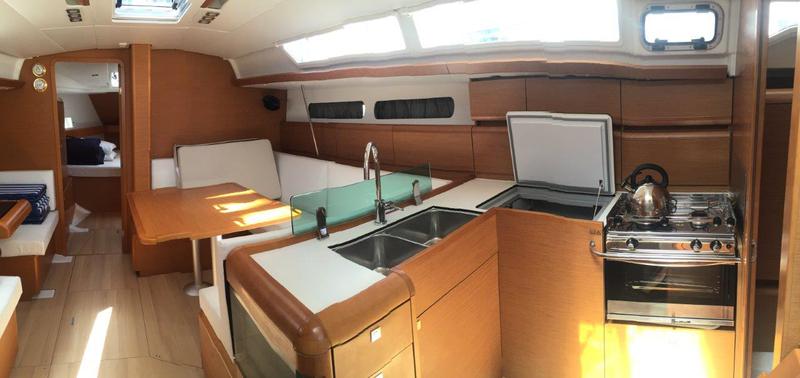 Book yachts online - sailboat - Sun Odyssey 419 - ELISABETH A  - rent