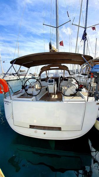 Book yachts online - sailboat - Sun Odyssey 419 - ELISABETH A  - rent