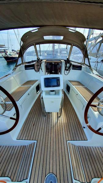 Book yachts online - sailboat - Sun Odyssey 419 - ELISABETH A  - rent