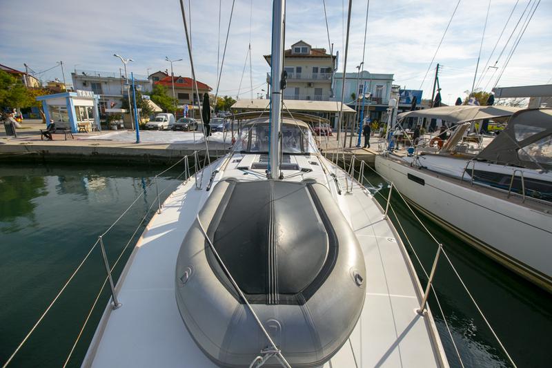 Book yachts online - sailboat - Sun Odyssey 479 - GUINNESS - rent