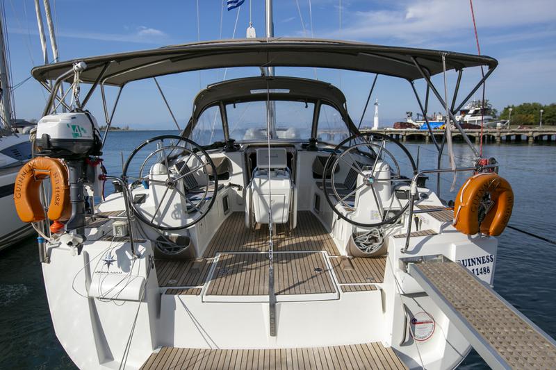 Book yachts online - sailboat - Sun Odyssey 479 - GUINNESS - rent