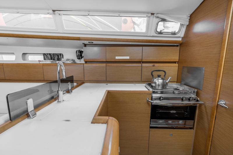 Book yachts online - sailboat - Sun Odyssey 439 - MORGANA - rent
