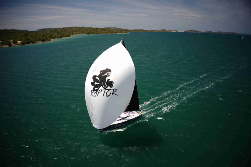 Book yachts online - sailboat - Elan E4 - Raptor - rent