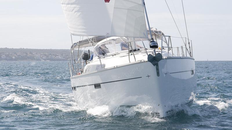 Book yachts online - sailboat - Bavaria Cruiser 46 - Beef - rent