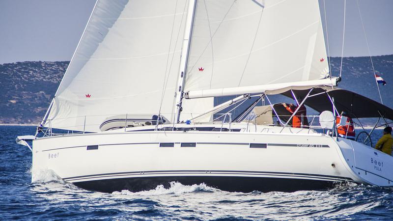 Book yachts online - sailboat - Bavaria Cruiser 46 - Beef - rent