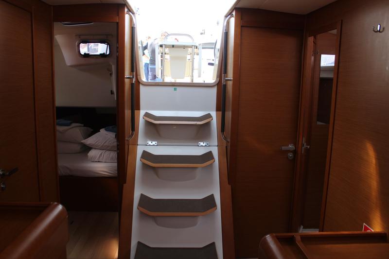 Book yachts online - sailboat - Sun Odyssey 519 - Ciao Bao - rent