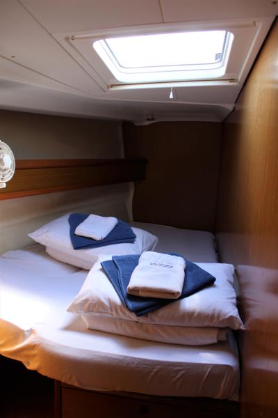 Book yachts online - sailboat - Sun Odyssey 49 - Anna T. - rent