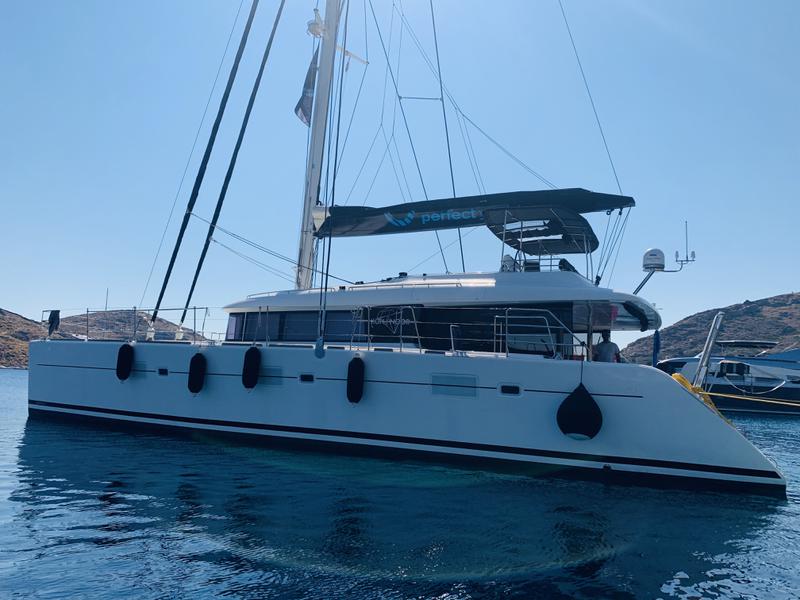 Book yachts online - catamaran - Lagoon 620 - JARANA - rent