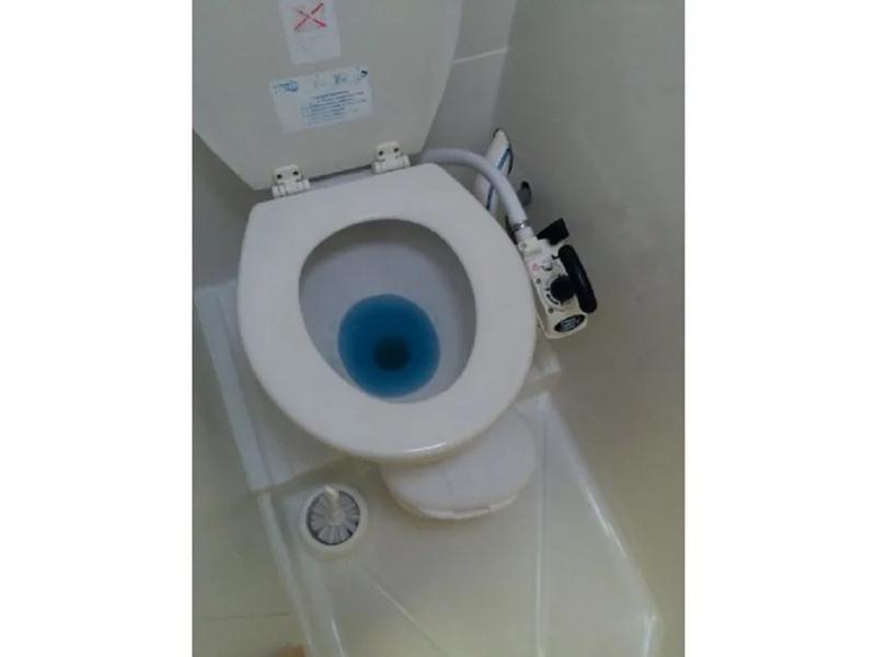 Book yachts online - catamaran - Lagoon 380 S2 - WHY KNOT - rent