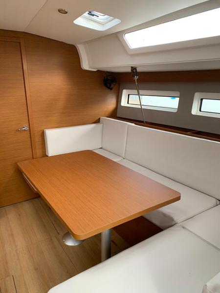 Book yachts online - sailboat - Sun Odyssey 490 - CONTIGO - rent
