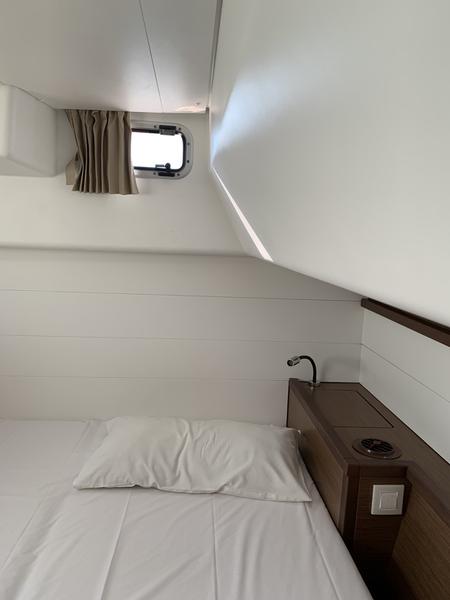 Book yachts online - catamaran - Lagoon 450  Fly - ALKISTIS (generator, air condition, watermaker, undewater lights) - rent