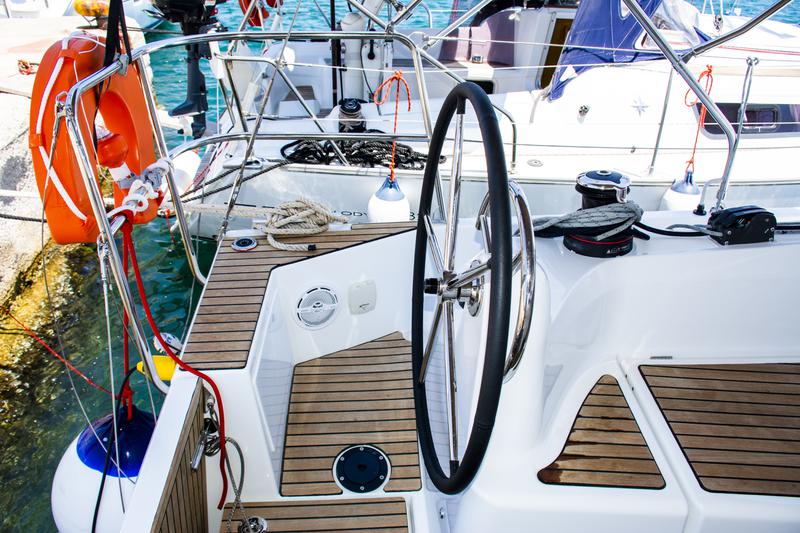 Book yachts online - sailboat - Sun Odyssey 410 - Evelina - rent