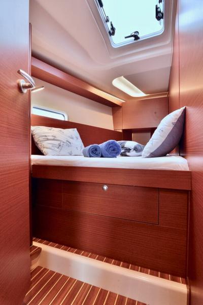 Book yachts online - sailboat - Hanse 458 - Delta - rent