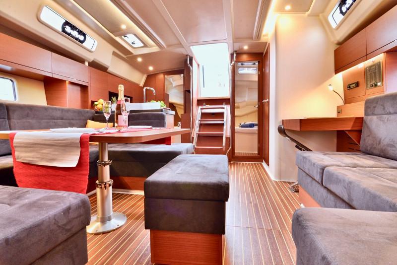 Book yachts online - sailboat - Hanse 458 - Delta - rent