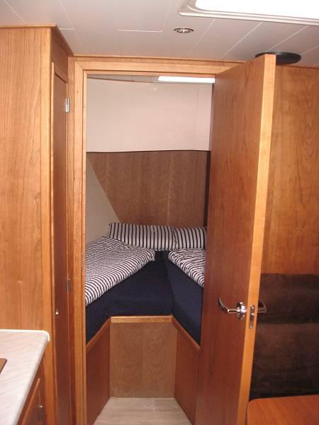 Book yachts online - motorboat - Passion 880 OC - Niörd - rent