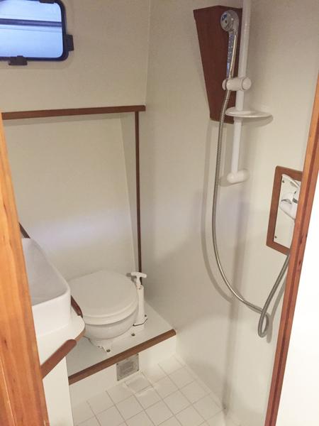 Book yachts online - motorboat - Passion 880 OC - Niörd - rent