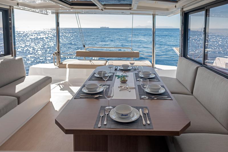 Book yachts online - catamaran - Bali 4.6 crewed - KOS 46.CAT - rent