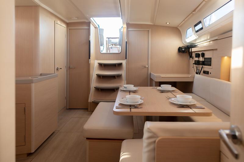 Book yachts online - sailboat - Oceanis 40.1 - KOS 40.9 - rent