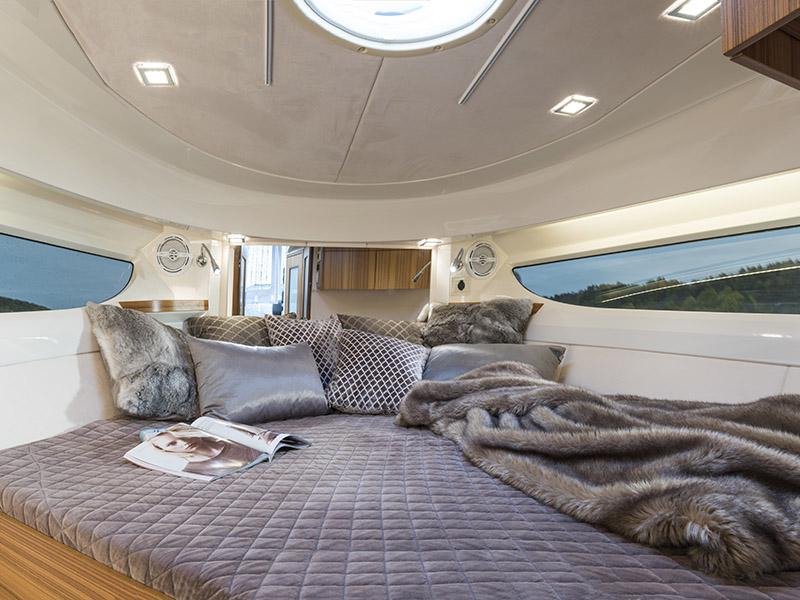 Book yachts online - motorboat - Marex 310 Sun Cruiser - 7 Happy Days - NEW 2022! - rent