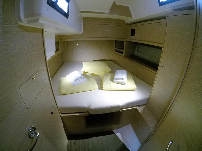 Book yachts online - sailboat - Dufour 530 GL - Vita - NEW 2021! - rent