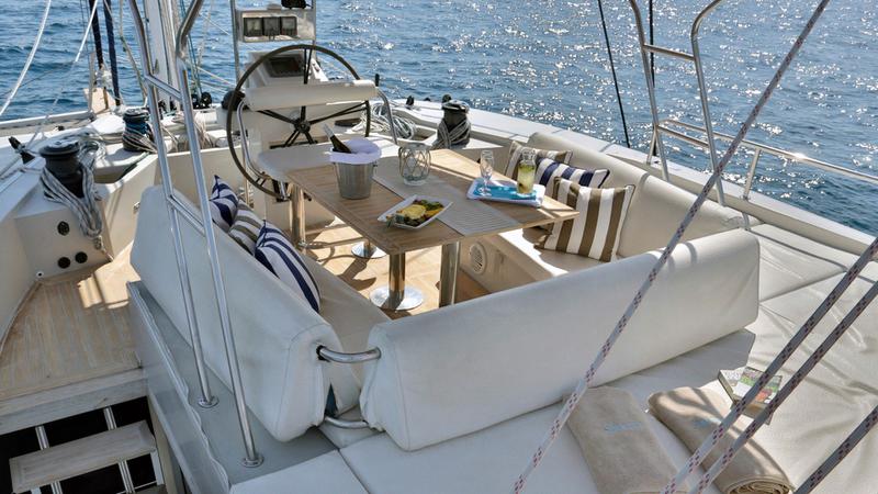 Book yachts online - catamaran - Sunreef 62 - SUNREEF 62 - rent