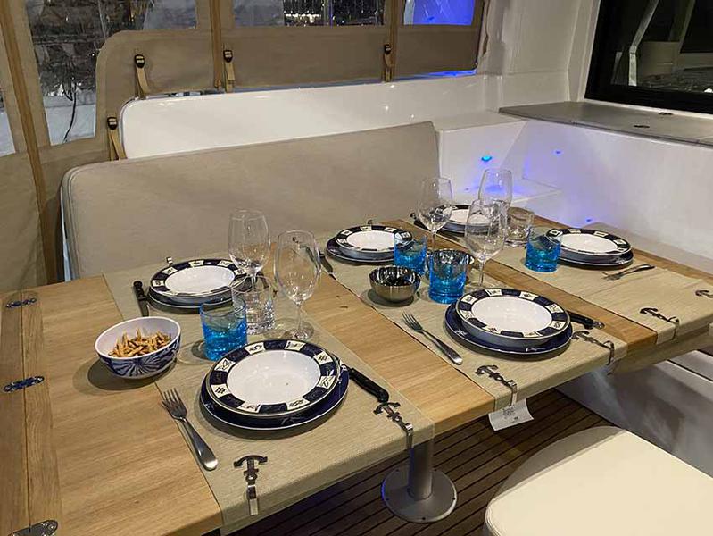 Book yachts online - catamaran - Lagoon 46 - Franci - rent