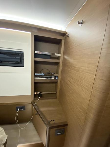 Book yachts online - catamaran - Lagoon 46 - Franci - rent