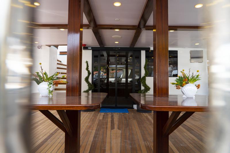 Book yachts online - motorboat - Motoryacht Roko - Roko - rent