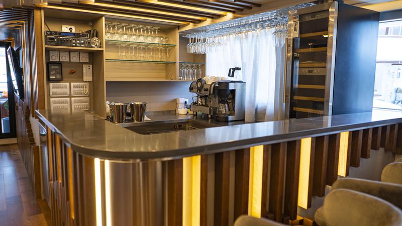 Book yachts online - motorboat - Motoryacht Roko - Roko - rent