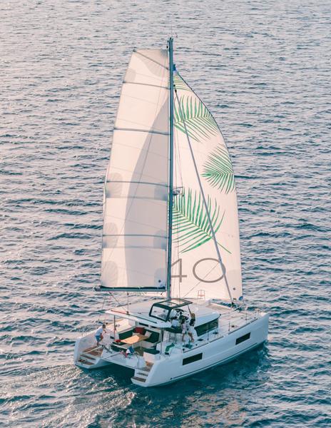 Book yachts online - catamaran - Lagoon 40 - Discovery II - rent