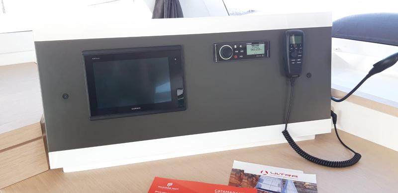 Book yachts online - catamaran - Lucia 40 - NALA -AC and generator - rent