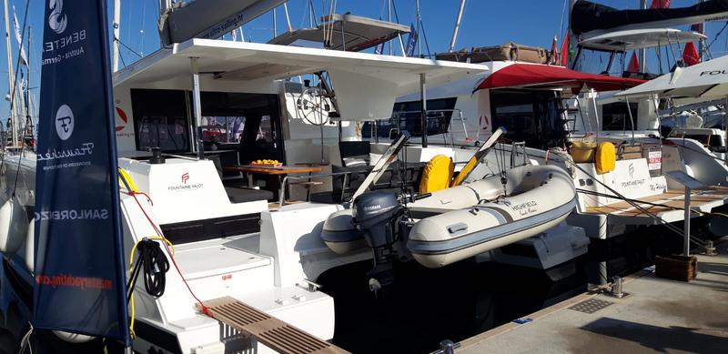 Book yachts online - catamaran - Lucia 40 - NALA -AC and generator - rent