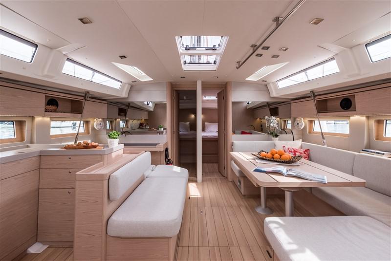 Book yachts online - sailboat - Oceanis 51.1 - PATRON - AC and generator - rent