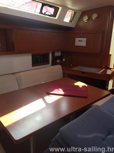 Book yachts online - sailboat - Oceanis 45 - PARIJA - rent