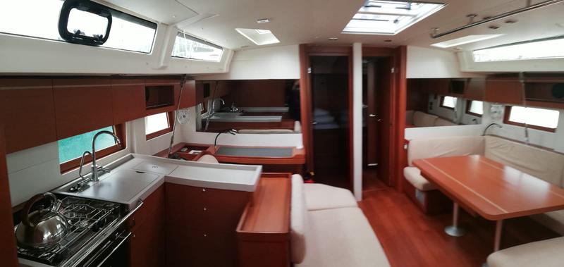 Book yachts online - sailboat - Oceanis 51.1 - TRUE WIND - AC and generator - rent