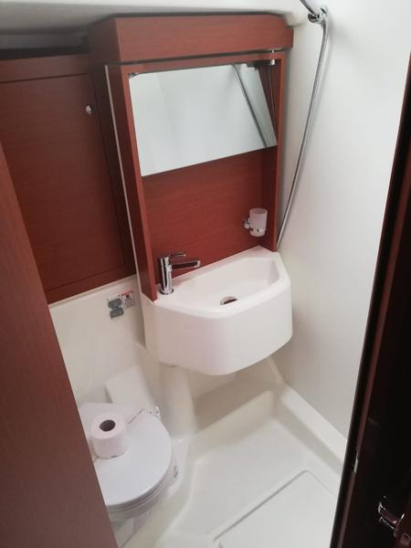 Book yachts online - sailboat - Oceanis 51.1 - TRUE WIND - AC and generator - rent