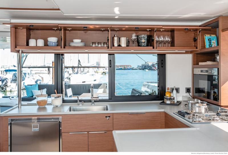 Book yachts online - catamaran - Lagoon 46 (2021) powered by GIN HVAR equipped with generator, A/C (saloon+cabins), ice maker, dishwasher, 2 electric scooter, knee board, 2 SUP, donut, snorkelling equipment - QUEEN NIKA - rent