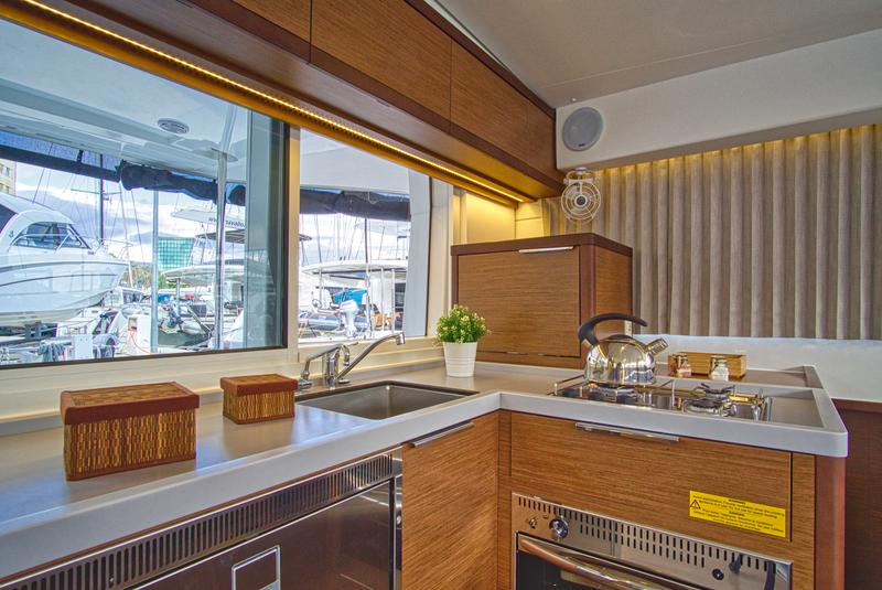 Book yachts online - catamaran - Lagoon 40 (2020) equipped with a/c (salon), generator - LIQUID SPIRIT - rent