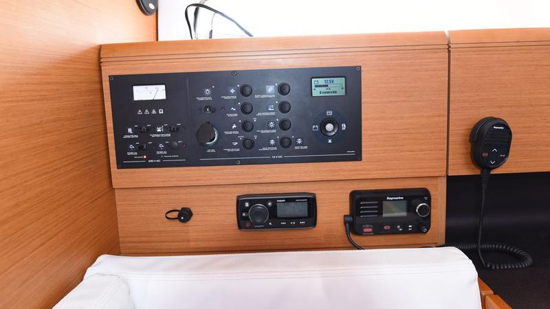 Book yachts online - sailboat - Oceanis 46.1 - Filira - rent