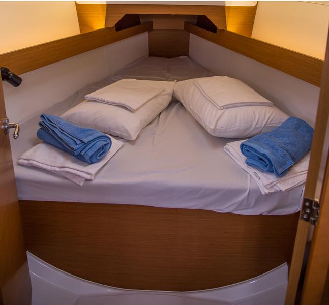 Book yachts online - sailboat - Sun Odyssey 349 - Ferousa - rent