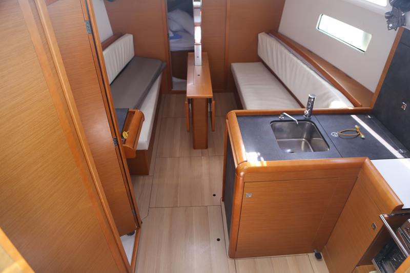 Book yachts online - sailboat - Sun Odyssey 349 - Ferousa - rent