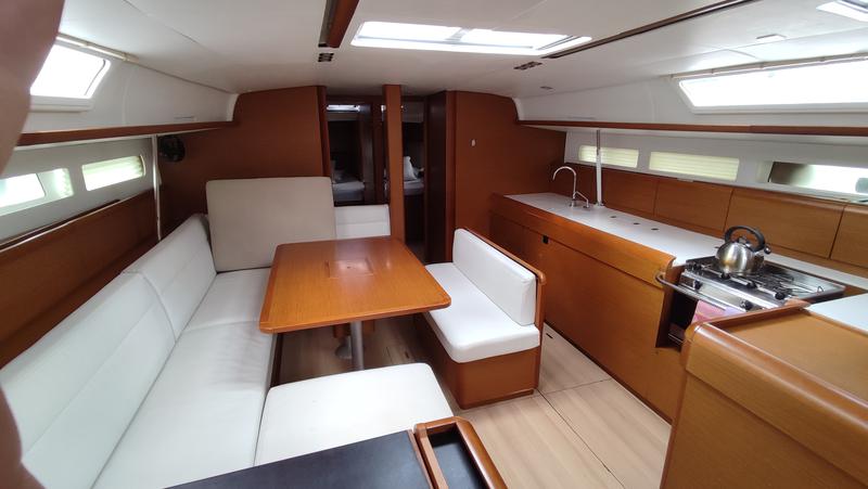 Book yachts online - sailboat - Sun Odyssey 519 - Amfithoe - rent