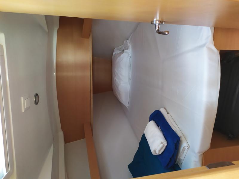 Book yachts online - sailboat - Sun Odyssey 319 - Amathea - rent